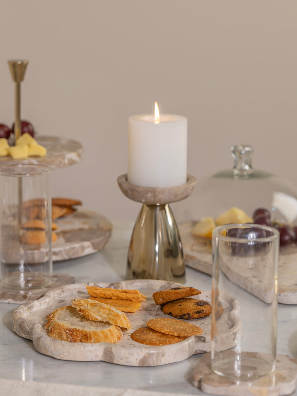 How to Style a Luxury Dining Table with Marble Accessories