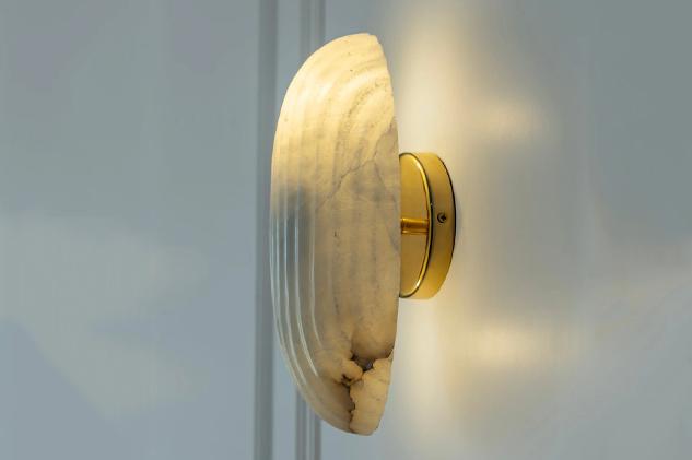 Wall sconce vs pendant light — which is better for a hallway?