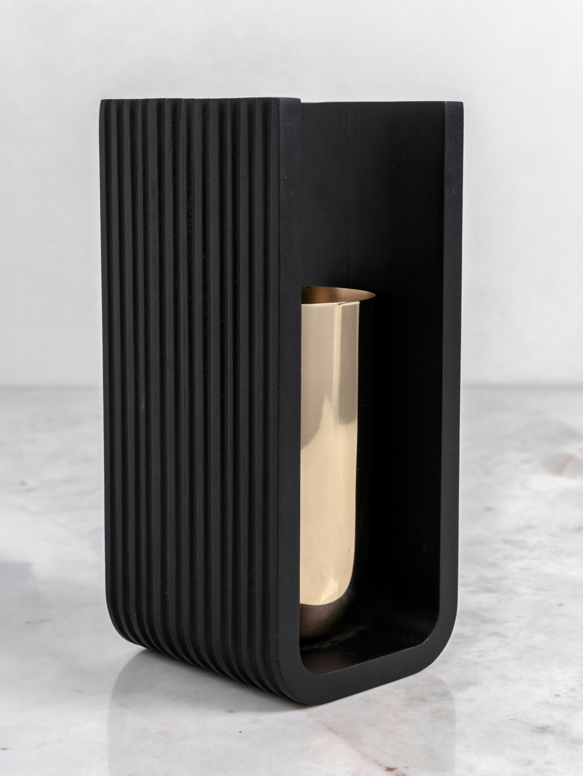 Aureum Sculpt Vase