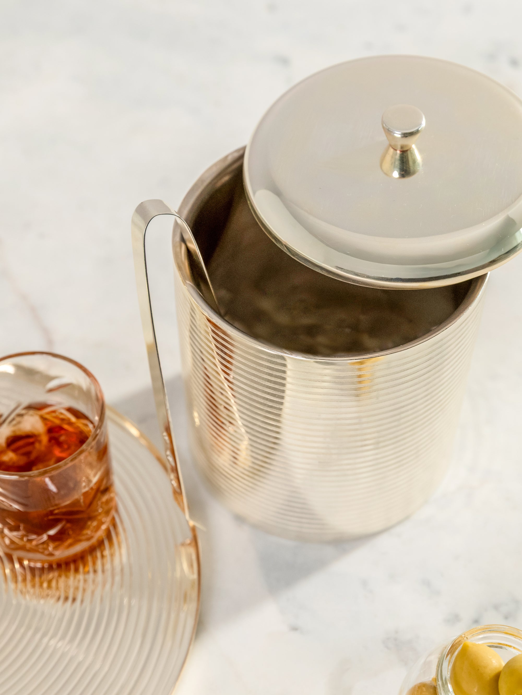 Linea Luxe Ice Bucket with Tong
