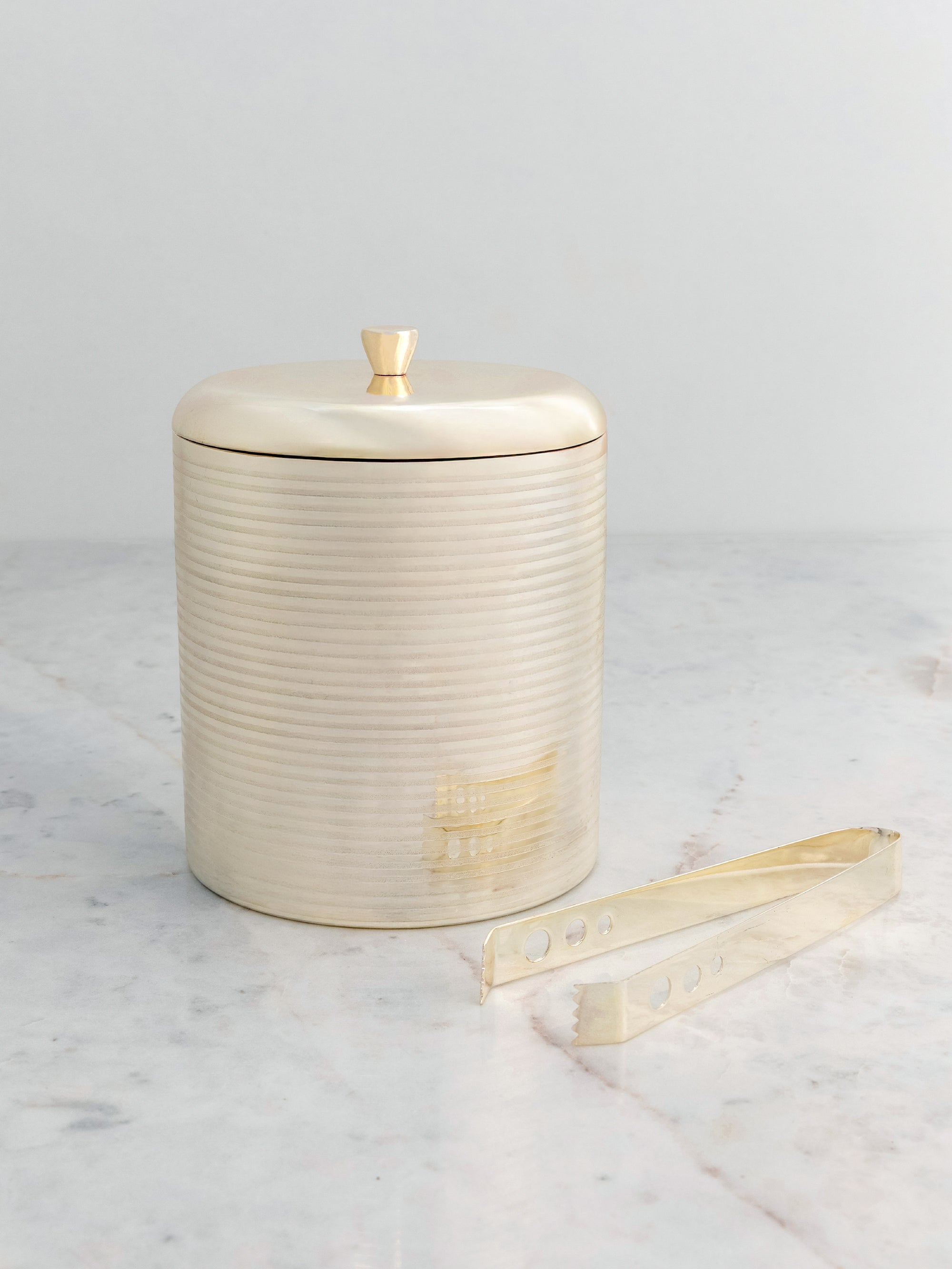 Linea Luxe Ice Bucket with Tong