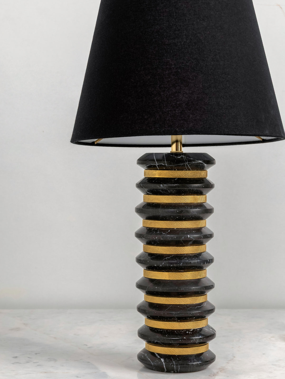 Spanish Marquina Crest Table Lamp