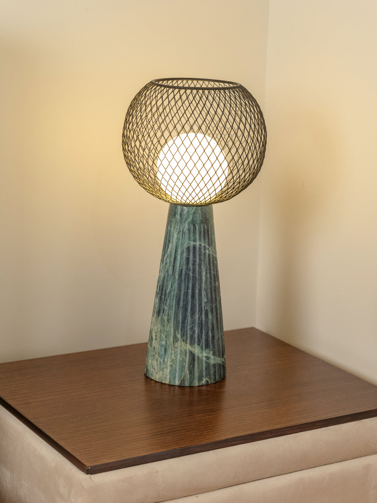 Greenline Sculpt Table Lamp