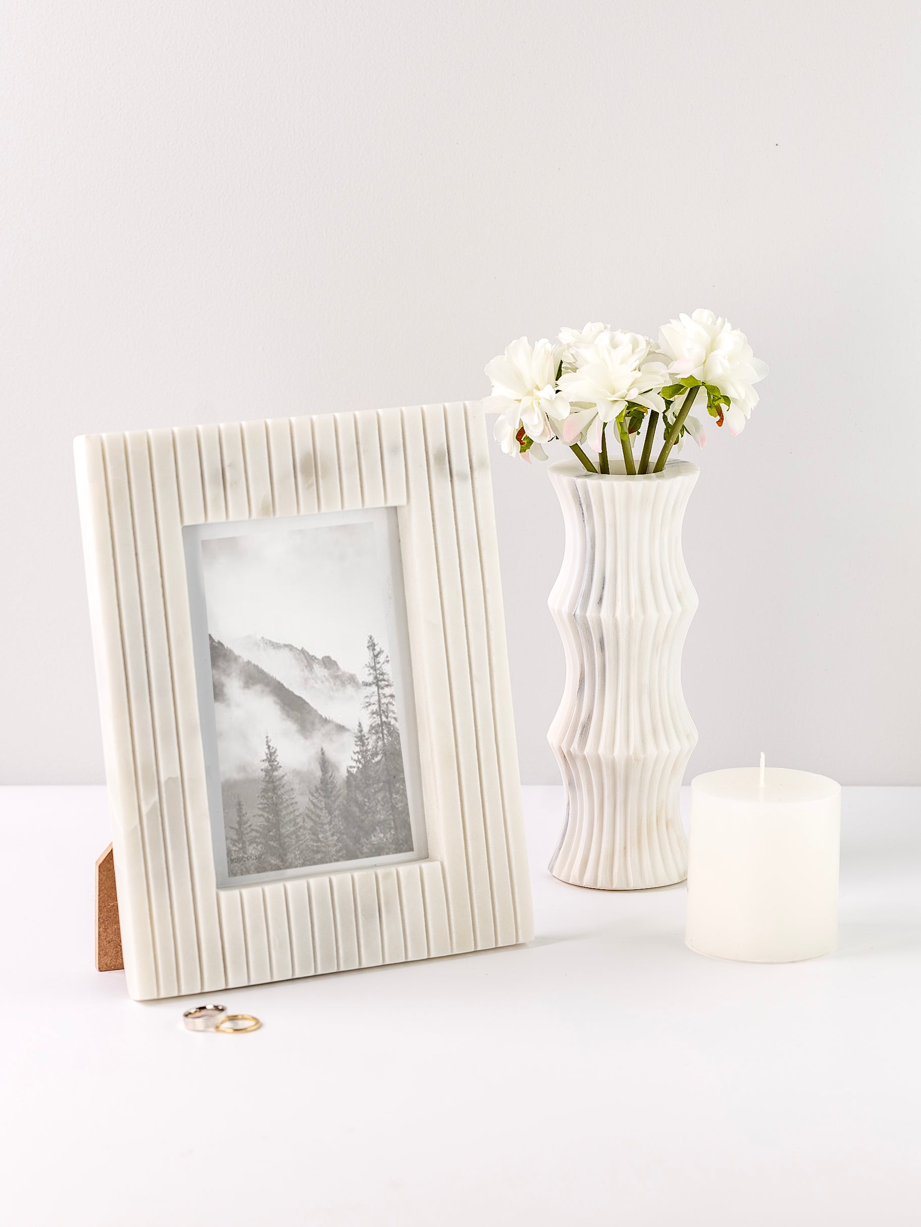 Bianca Marble Photo Frame