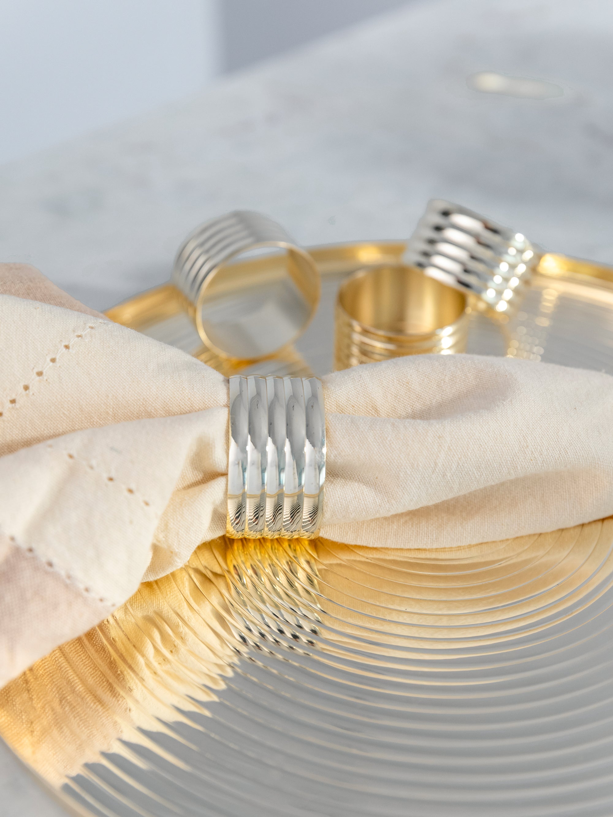 Linea Gold Napkin Rings