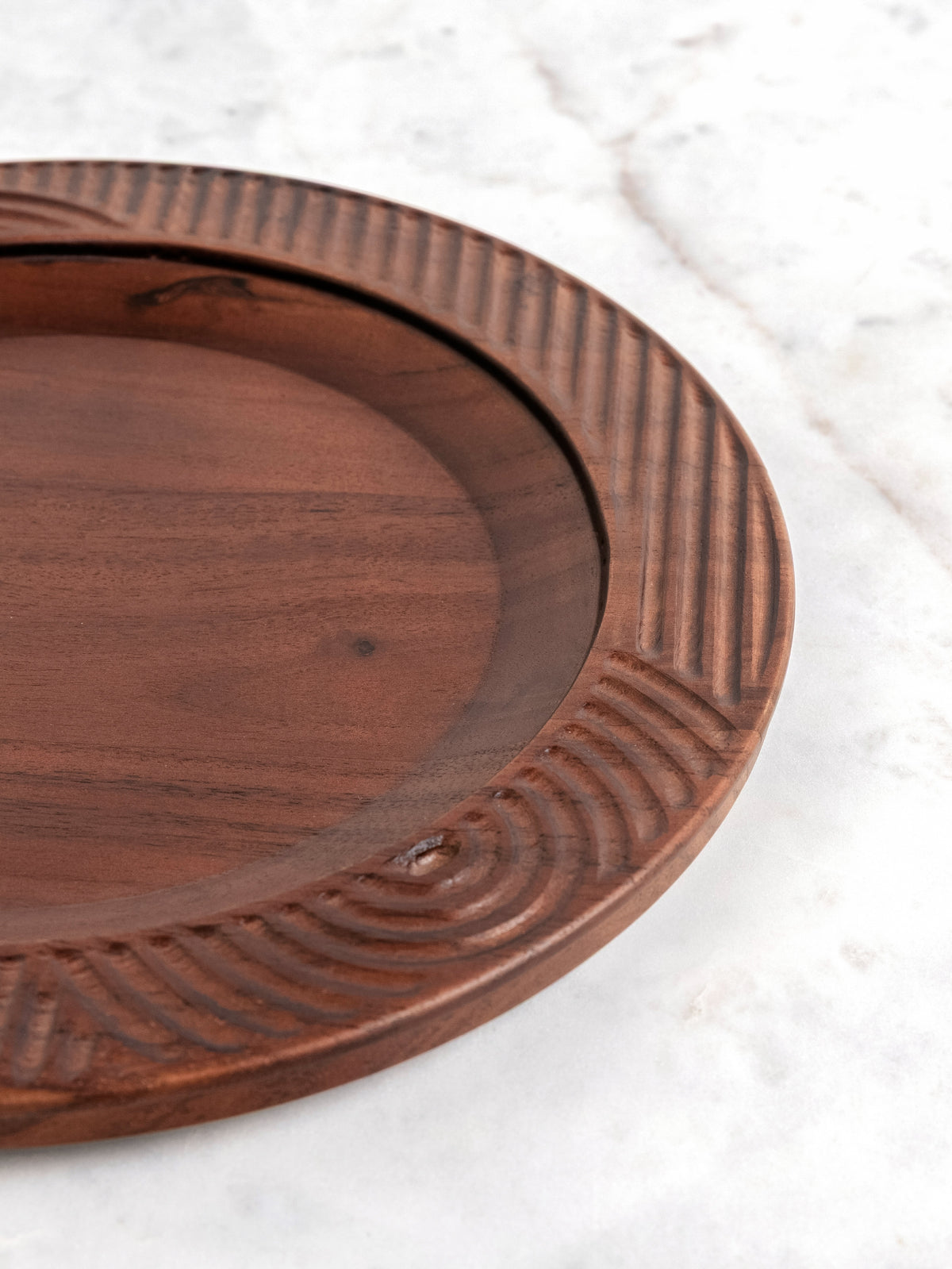 Heritage Acacia Round Platter