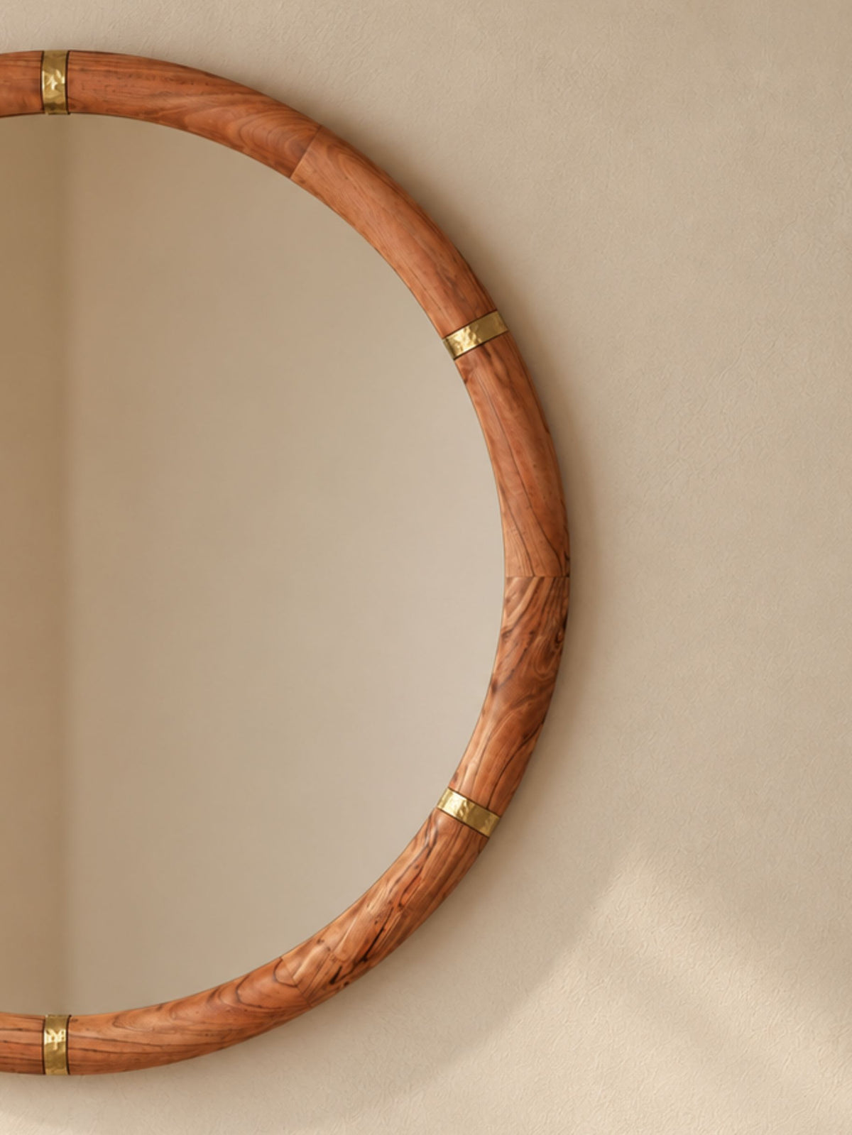 Woodcrest Solvara Mirror - 36"