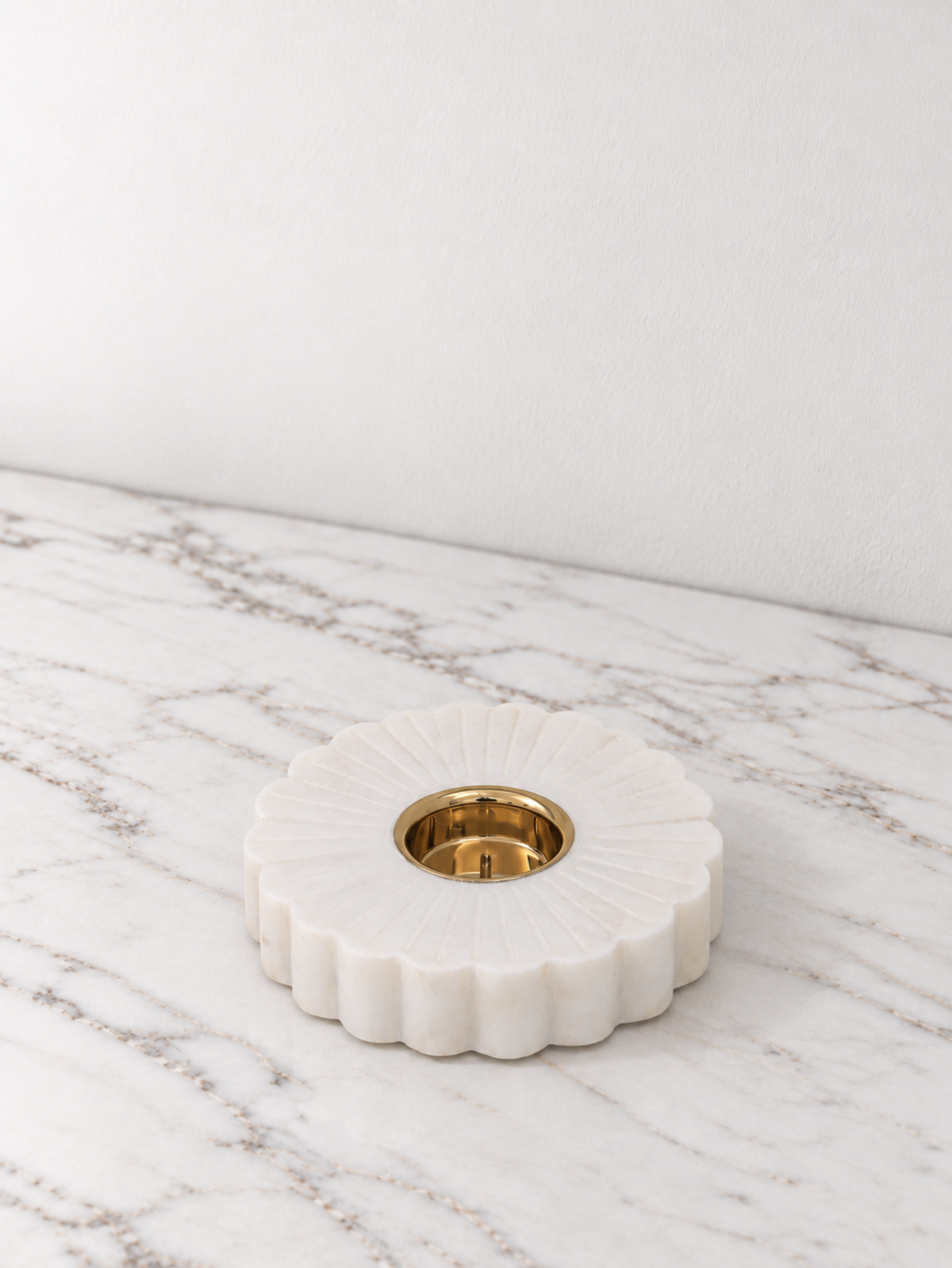 Bianca Fleur Marble T-Light Holder